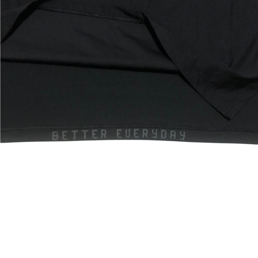 Lululemon Classic Black T-Shirt - Picture 5 of 7